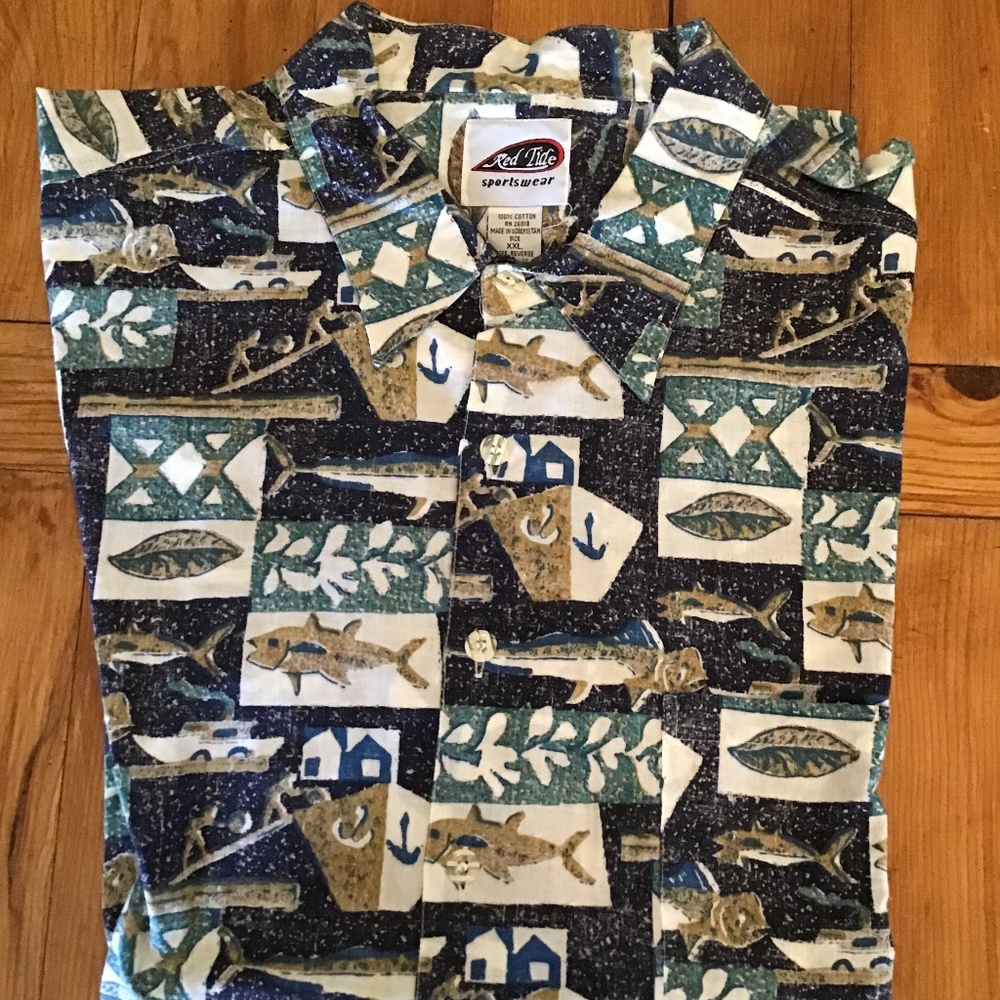 Men’s Short Sleeve Shark Shirt 👕